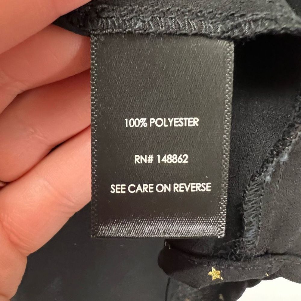 Torrid Harper Black Gold Star Georgette Popover Tunic Blouse Size 4/4X - Picture 8 of 10